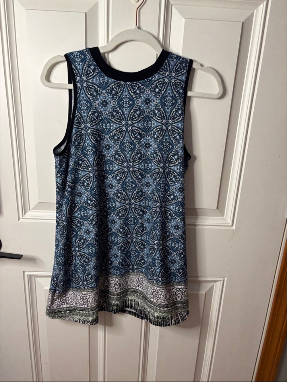EUC AB Studio Navy and White Paisley-Geo Crewneck Top